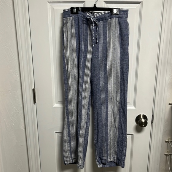 Old Navy Pants - Old navy linen blend pants size medium.